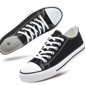 Classic Black and White Men's Sneakers